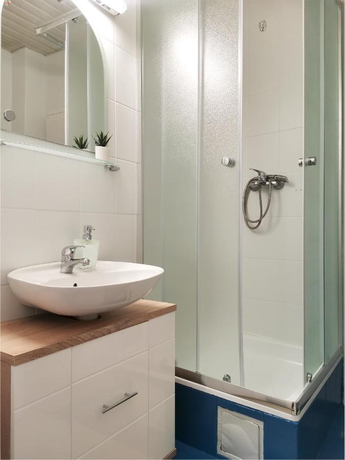 Center Apartment Iva Novi Sad Luaran gambar